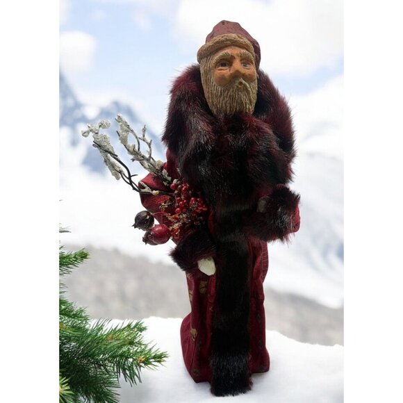 Folk Art Santa Claus Christmas Figurine Patchwork Robe with Faux Fur Trim - Picture 1 of 10